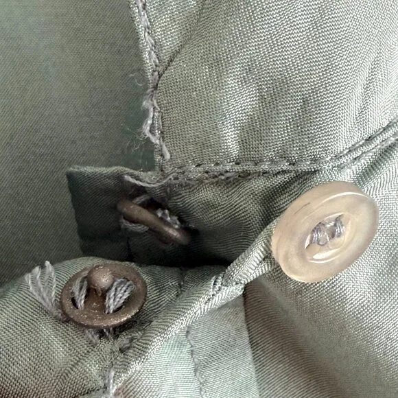 Bogari 100% Silk Tunic Button Front Satin Blouse Top Womens L Green Sage - Picture 3 of 9